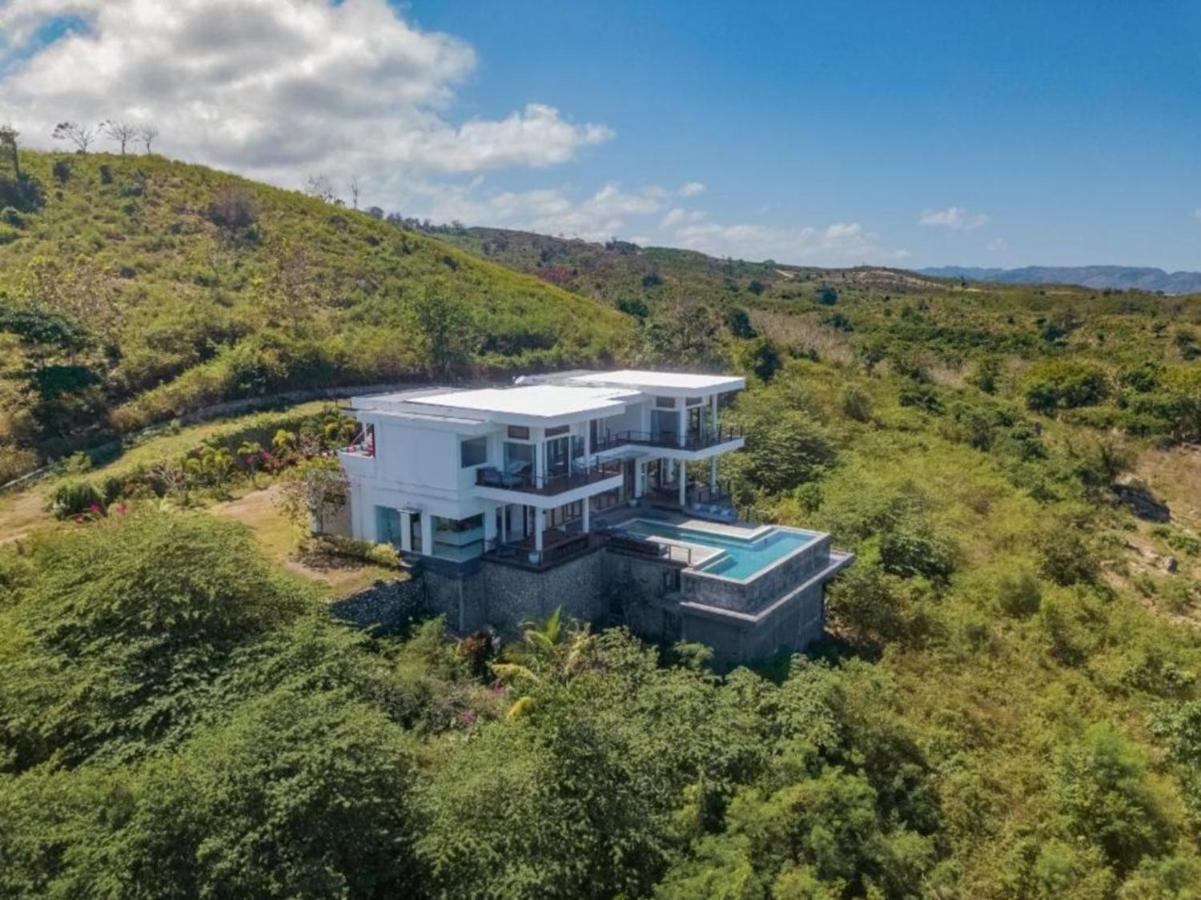 Villa Nambung Selong Belanak Extérieur photo